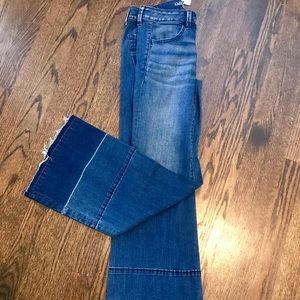 NWT American Eagle Flare Jeans